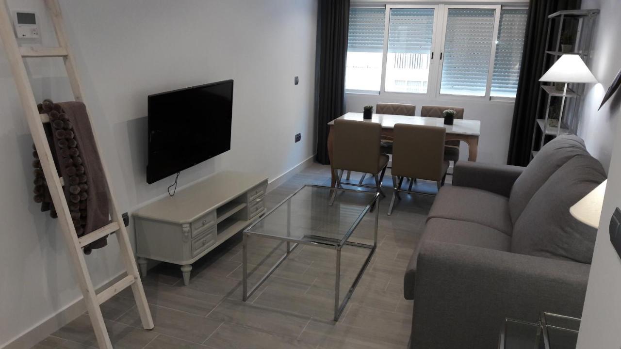 Ferienwohnung Guesting Velazquez Cádiz Exterior foto